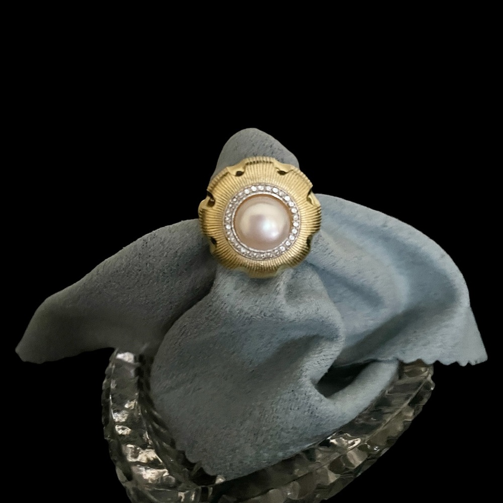 Genesi by Mario Buccellati 18k clad pearl ring